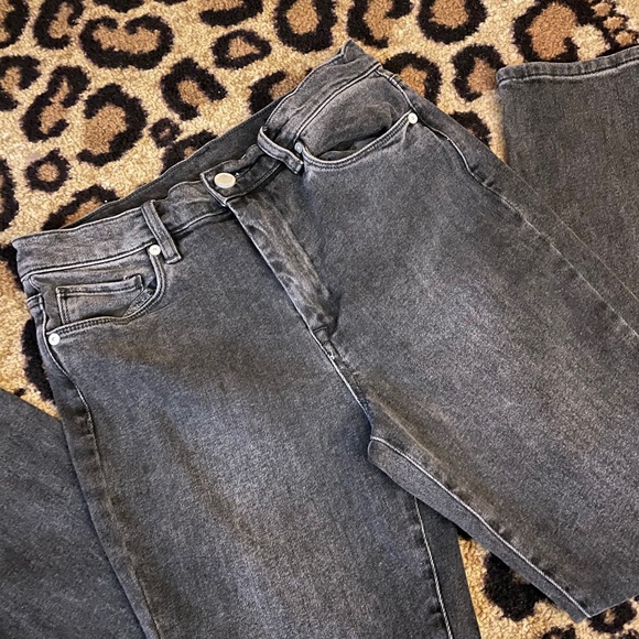 Dark Wash Crop Denim Jeans - Picture 1 of 8